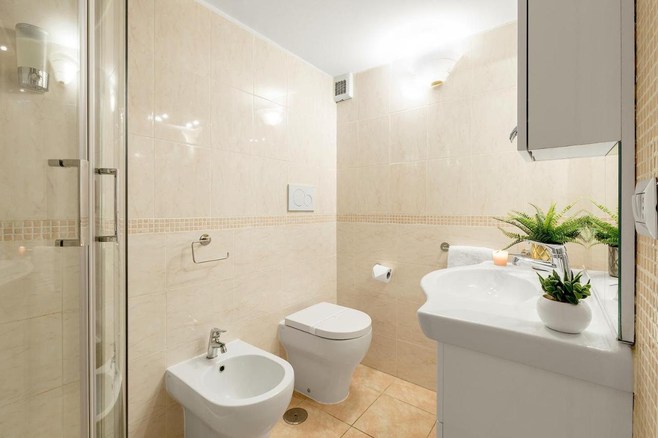 Homs Sweet Home Roma Exterior foto